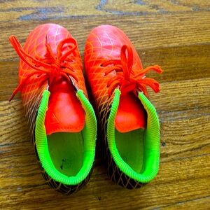 Jabasic soccer cleats size 1